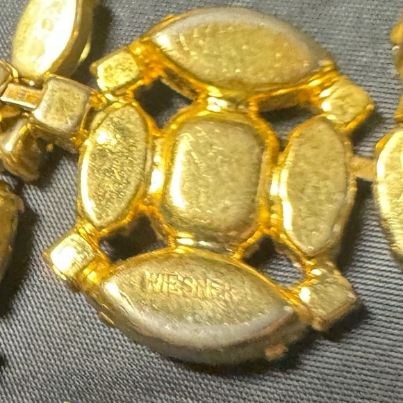 Joseph Wiesner necklace w/clip on earrings (not Wiesner) gold/soft green color - Picture 3 of 6